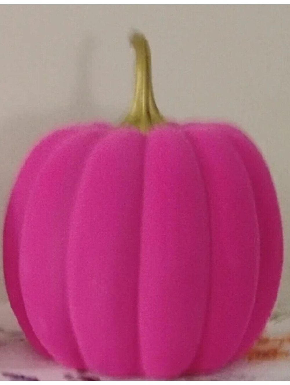 RACHEL ZOE HOT PINK VELVET FLOCKED PUMPKIN GOLD STEM FALL HALLOWEEN DECOR NEW 7"